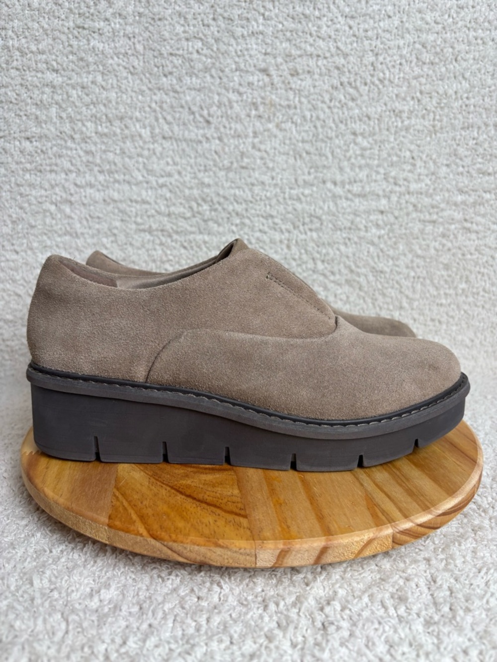 Clarks Airabell Sky Pebble Suede Slip On Wedge Womens 8.5M Beige
